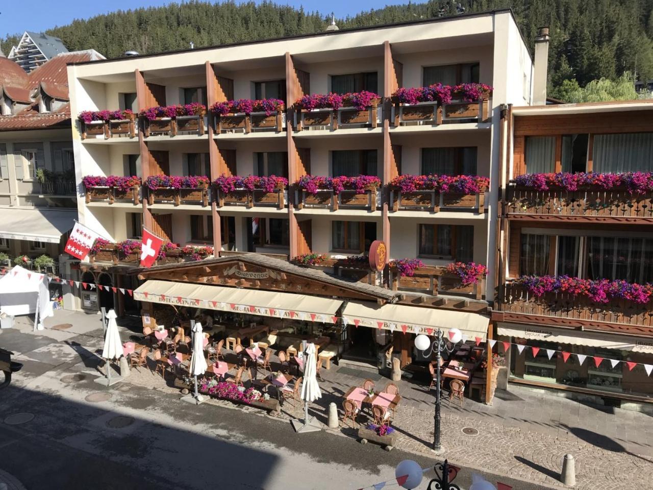 Hotel Olympic - Montana Center 크란스몬타나 외부 사진